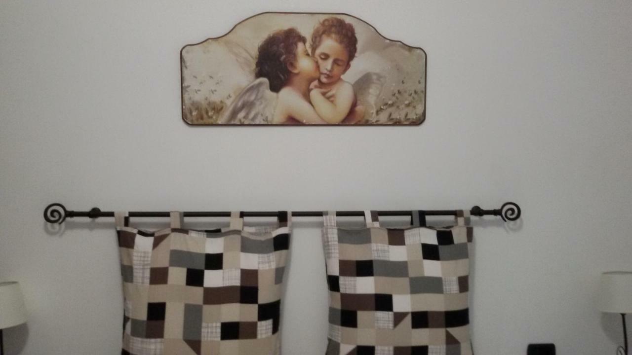 B&B Honey Rooms 萨龙诺 外观 照片