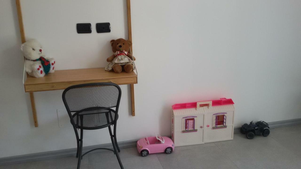 B&B Honey Rooms 萨龙诺 外观 照片